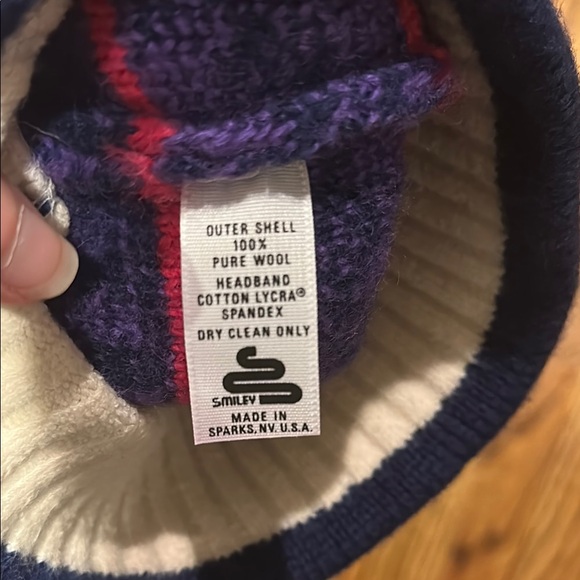 Colorful Vintage Wool Beanie Hat - Picture 5 of 7